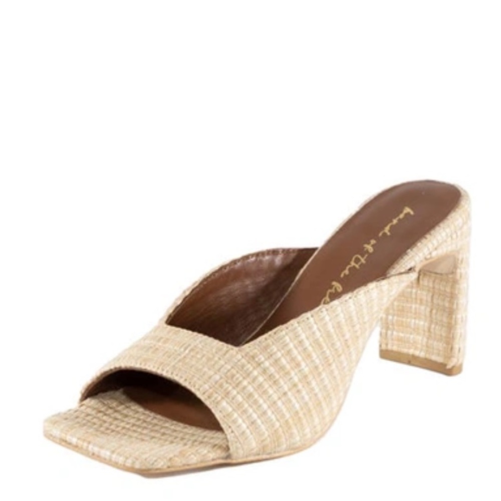 BAND OF THE FREE Suly Raffia Square Toe Sandal